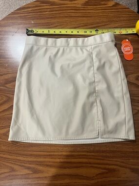 NWT Wonder Nation Tan XL (14-16) Skirt